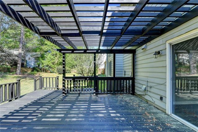 709 Flowers Crossing, Lawrenceville, GA 30044