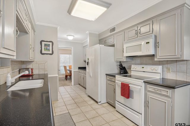 1511 Yosemite, Tyler, TX 75703