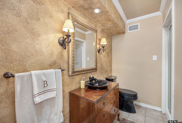 1511 Yosemite, Tyler, TX 75703