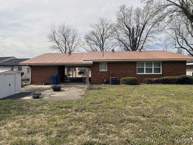 706 Smith Street, Malden, MO 63863