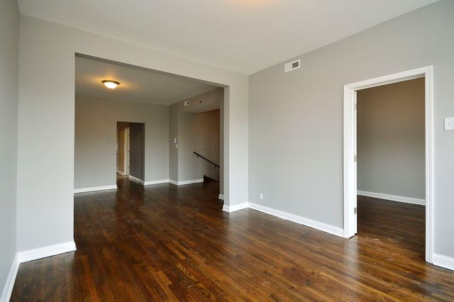 3743 W Armitage Avenue 3, Chicago, IL 60647