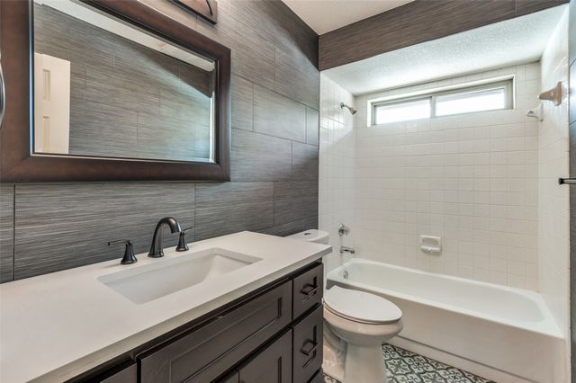 533 Raintree Circle, Coppell, TX 75019