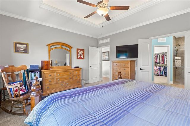 3901 SW Odell Drive, Lee's Summit, MO 64082