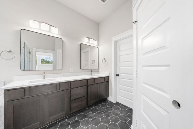 98 Whispering Valley DR, Wimberley, TX 78676