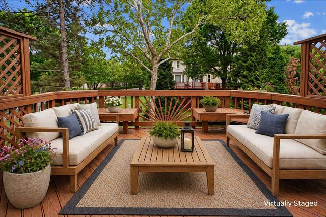 7496 GADSBY SQ, Alexandria, VA 22315