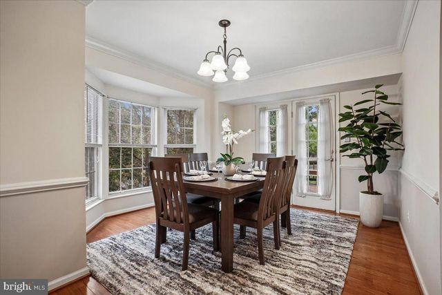 7496 GADSBY SQ, Alexandria, VA 22315