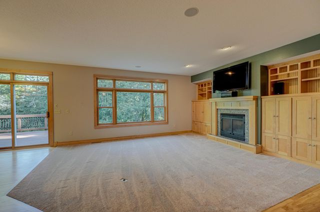 442 Wren Lane, Hudson, WI 54016