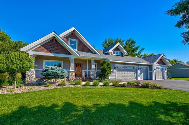 442 Wren Lane, Hudson, WI 54016