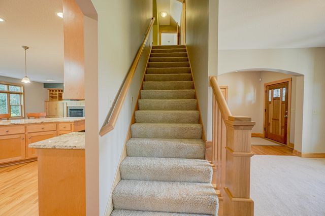 442 Wren Lane, Hudson, WI 54016
