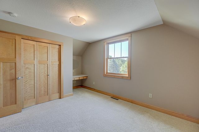 442 Wren Lane, Hudson, WI 54016