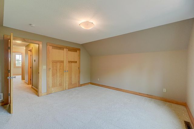 442 Wren Lane, Hudson, WI 54016