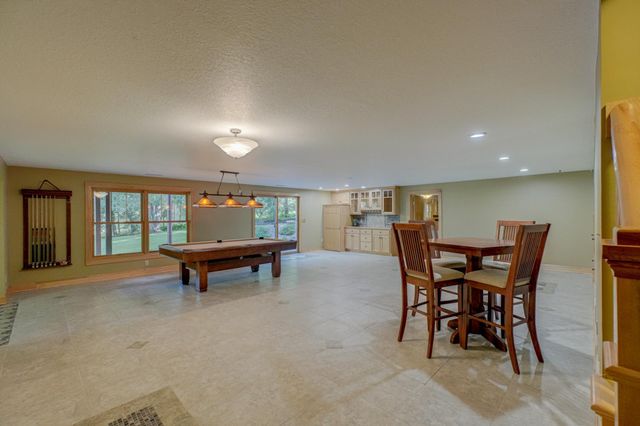 442 Wren Lane, Hudson, WI 54016