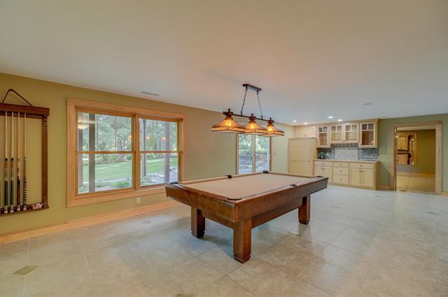 442 Wren Lane, Hudson, WI 54016