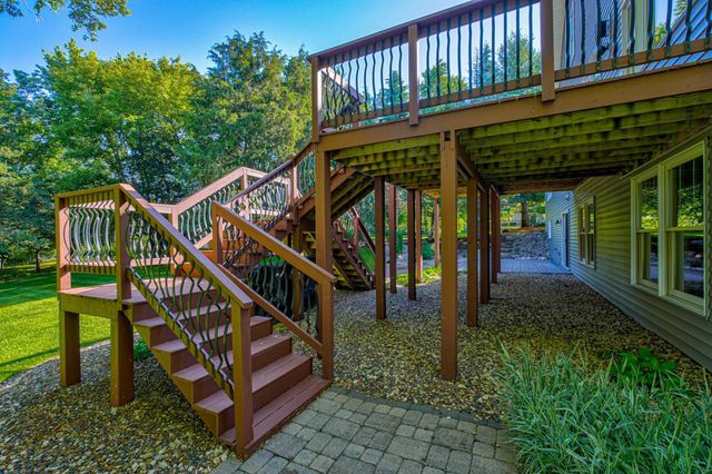 442 Wren Lane, Hudson, WI 54016