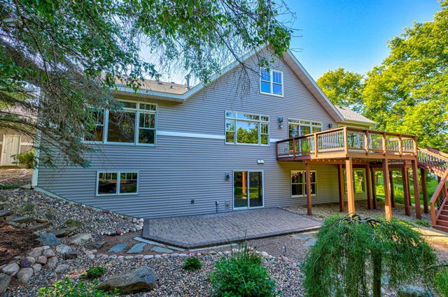 442 Wren Lane, Hudson, WI 54016