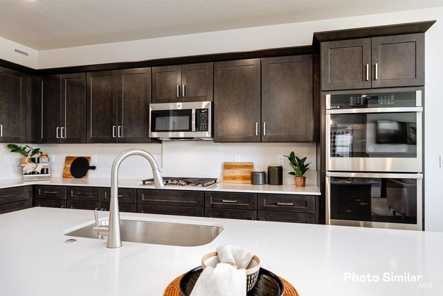 15098 Irisation Ave, Caldwell, ID 83607