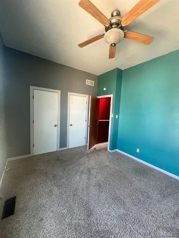 2641 Saint Vincent Avenue, St Louis, MO 63104