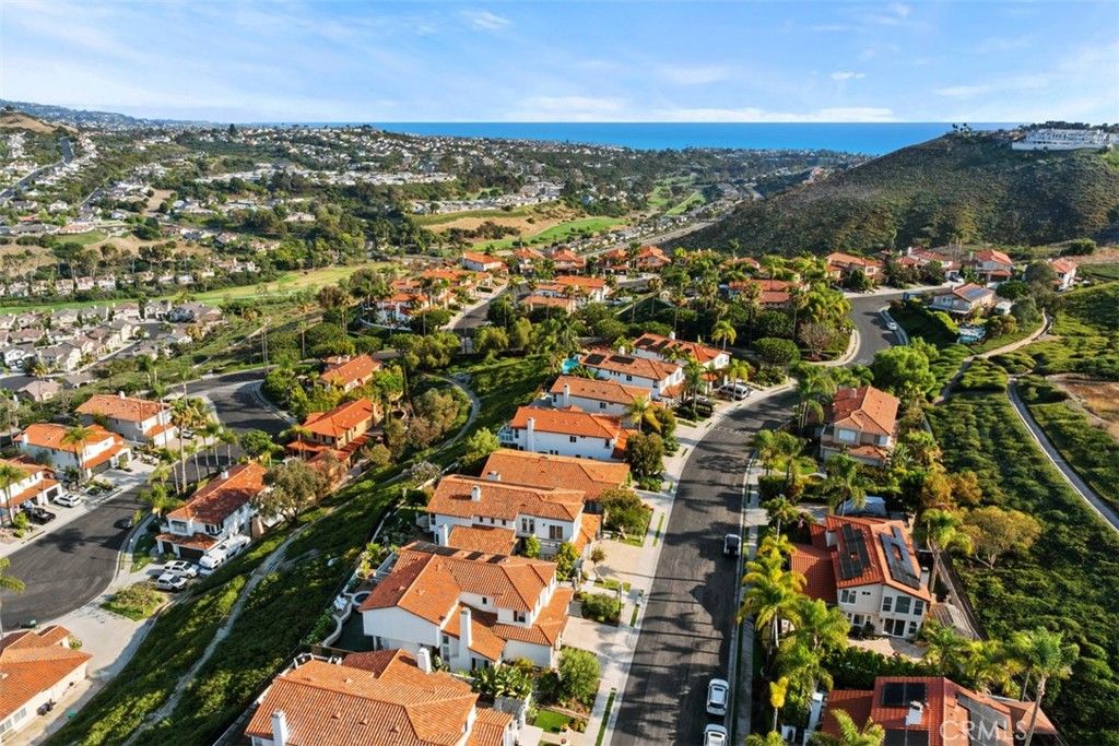 Image 4 of property listing at 110 Del Cabo, San Clemente, CA 92673