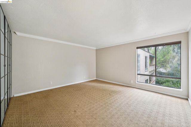 300 N Civic Dr 403, Walnut Creek, CA 94596