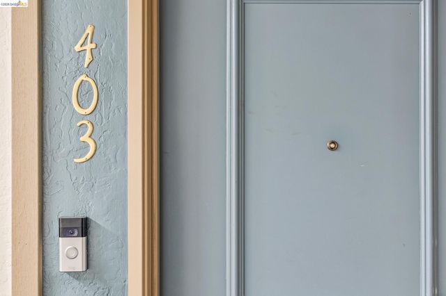 300 N Civic Dr 403, Walnut Creek, CA 94596