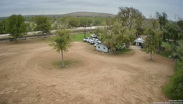 9221 Nelson Rd., San Antonio, TX 78252