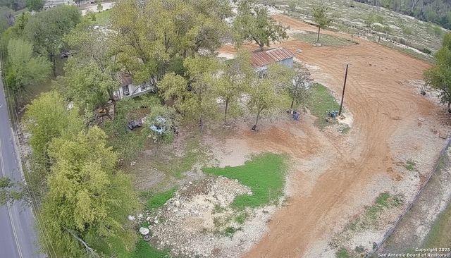 9221 Nelson Rd., San Antonio, TX 78252