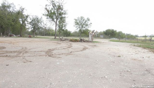 9221 Nelson Rd., San Antonio, TX 78252