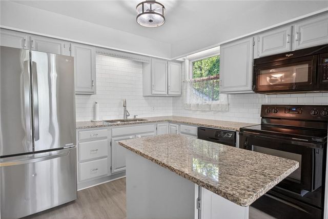 1032 Forest Drive, Stroudsburg, PA 18360