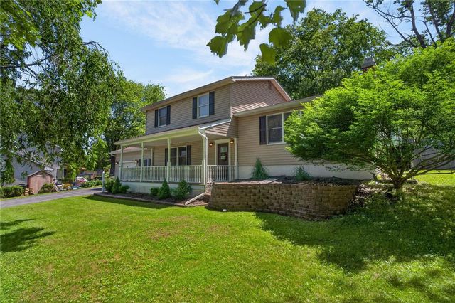 1032 Forest Drive, Stroudsburg, PA 18360