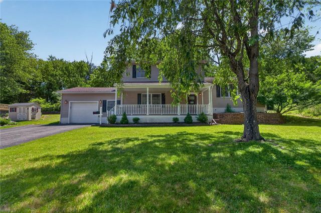 1032 Forest Drive, Stroudsburg, PA 18360