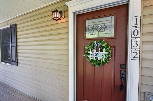 1032 Forest Drive, Stroudsburg, PA 18360