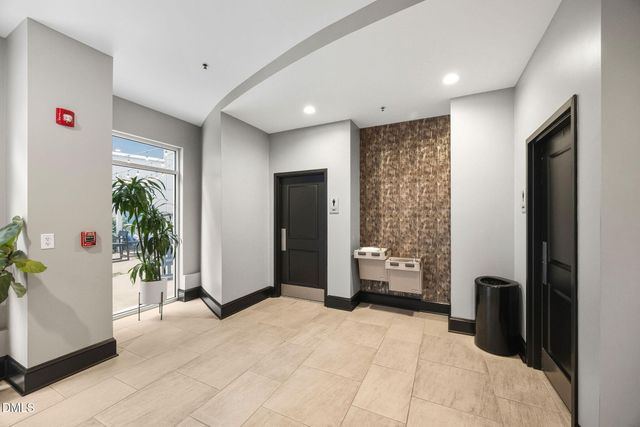 222 Glenwood Avenue 607, Raleigh, NC 27603