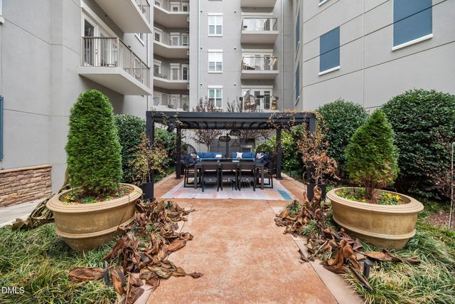 222 Glenwood Avenue 607, Raleigh, NC 27603