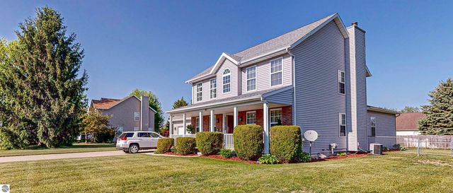915 Deer Run, Mt Pleasant, MI 48858