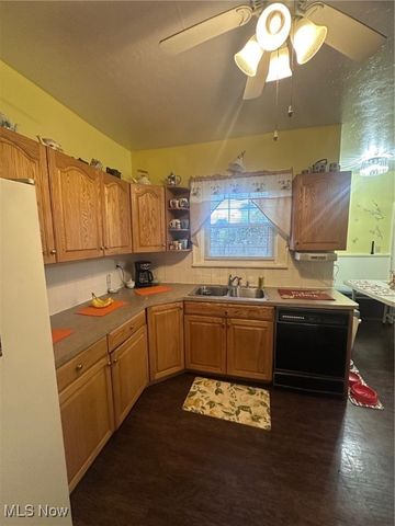 1172 W 7th Street, Lorain, OH 44052