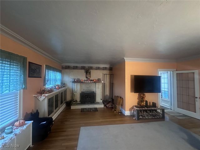 1172 W 7th Street, Lorain, OH 44052