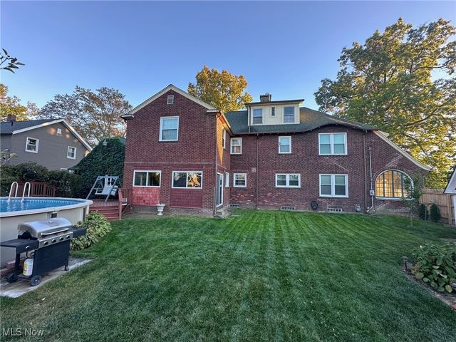 1172 W 7th Street, Lorain, OH 44052