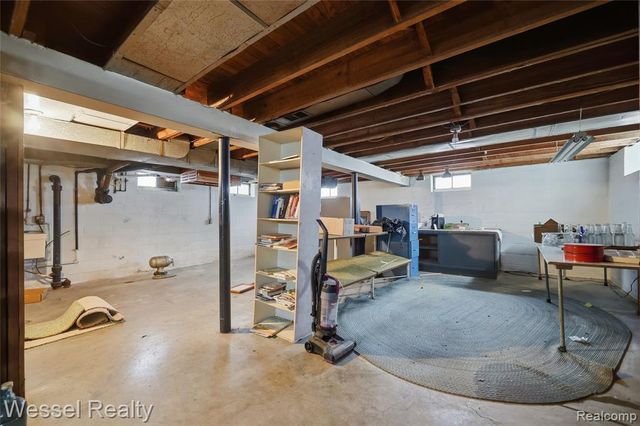 28771 Bunert Road, Warren, MI 48088