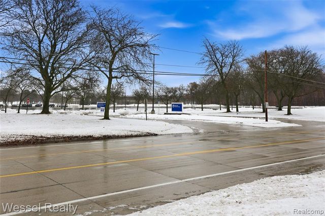 28771 Bunert Road, Warren, MI 48088