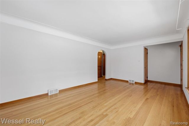 28771 Bunert Road, Warren, MI 48088