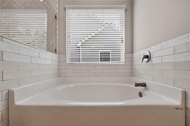 131 Holtz Drive, Carrollton, GA 30117