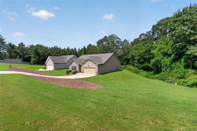 131 Holtz Drive, Carrollton, GA 30117
