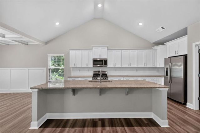131 Holtz Drive, Carrollton, GA 30117