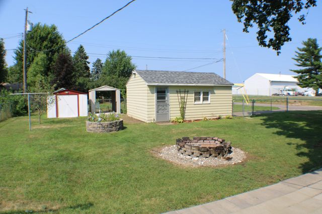 6300 60th Avenue N, Crystal, MN 55428
