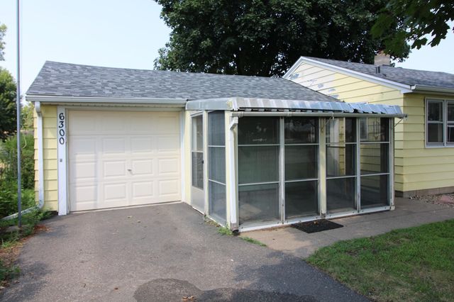 6300 60th Avenue N, Crystal, MN 55428
