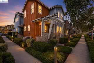 520 Sandalwood Dr, Livermore, CA 94551