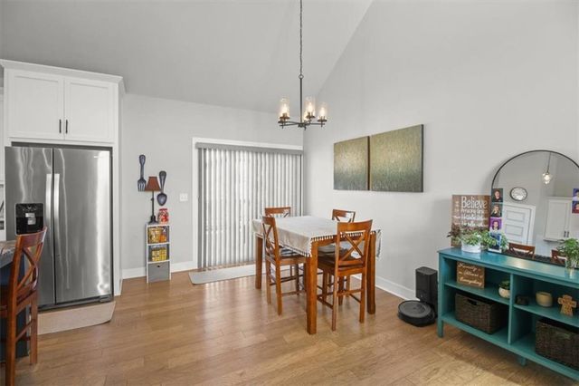 904 NW Lindenwood Drive, Grain Valley, MO 64029