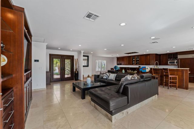 18150 Perigon Way, Jupiter, FL 33458