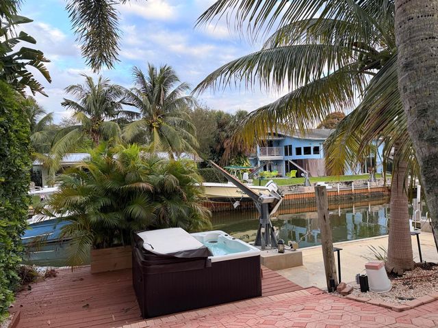 18150 Perigon Way, Jupiter, FL 33458