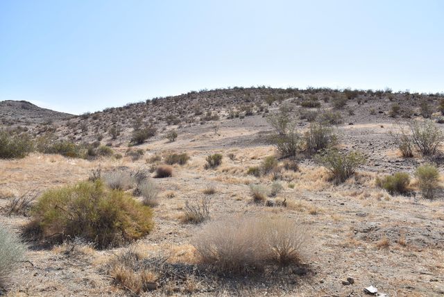 Vic United St & Barrington Ave, Rosamond, CA 93560